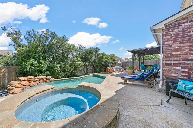 414 Rocky Creek Drive, Mansfield, TX 76063
