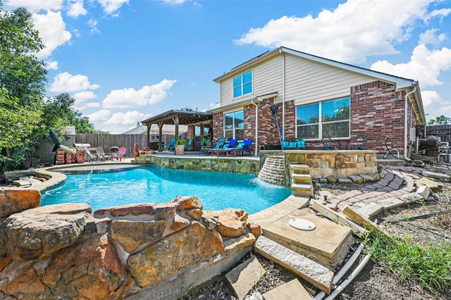 414 Rocky Creek Drive, Mansfield, TX 76063
