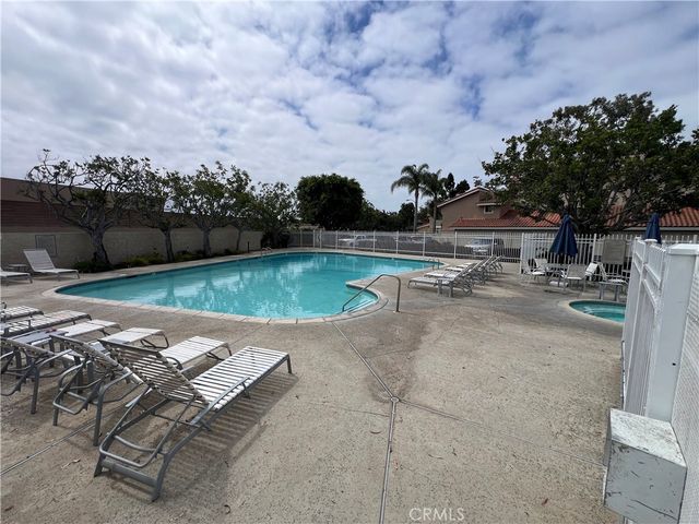 19072 Oceanport, Huntington Beach, CA 92648