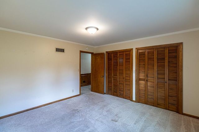 1505 S 39th Street, St Joseph, MO 64507