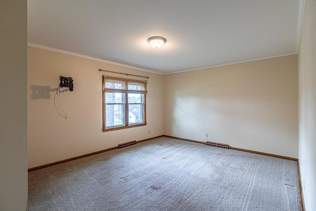 1505 S 39th Street, St Joseph, MO 64507