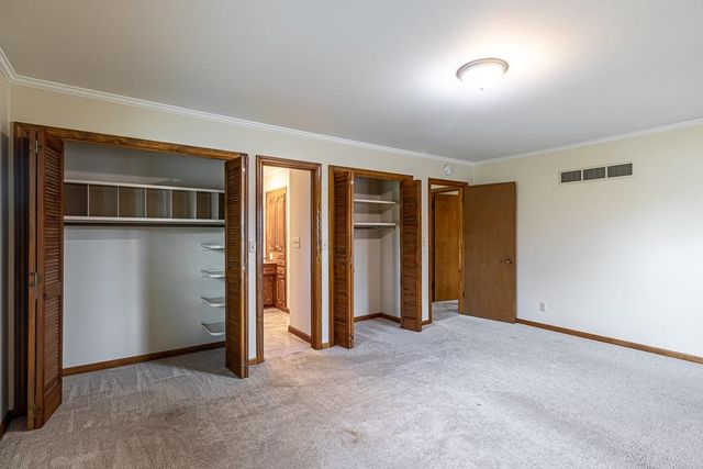 1505 S 39th Street, St Joseph, MO 64507