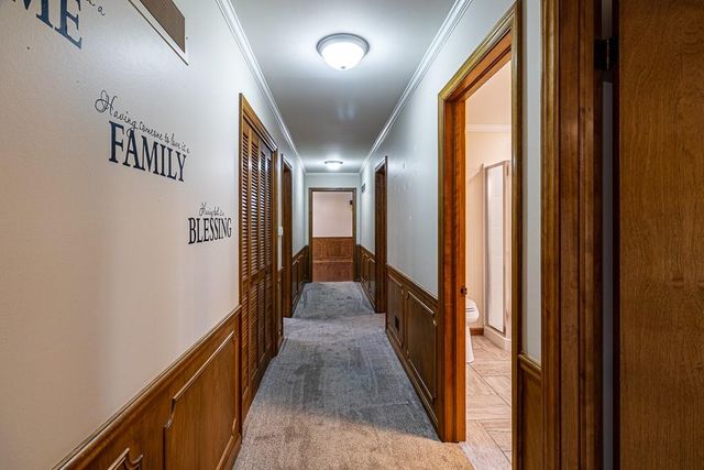 1505 S 39th Street, St Joseph, MO 64507