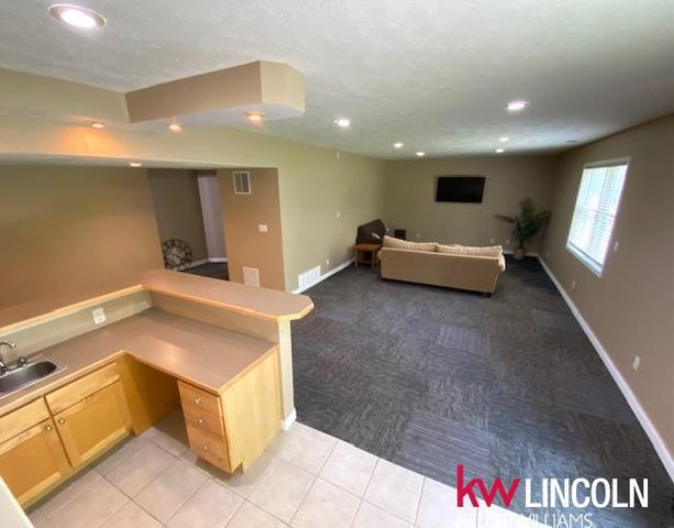 1510 N 80th Street, Lincoln, NE 68505