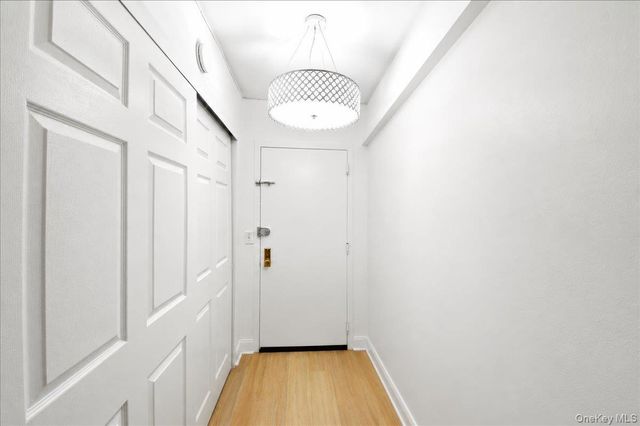 880 Boynton Avenue 13A, Bronx, NY 10473