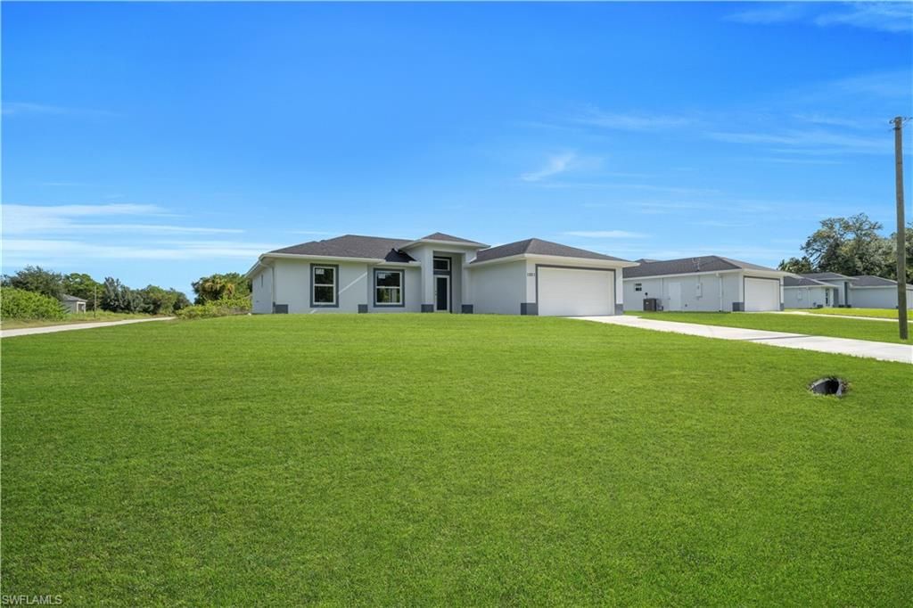 1021 Pilgrim ST E, LEHIGH ACRES, FL 33974 — exterior