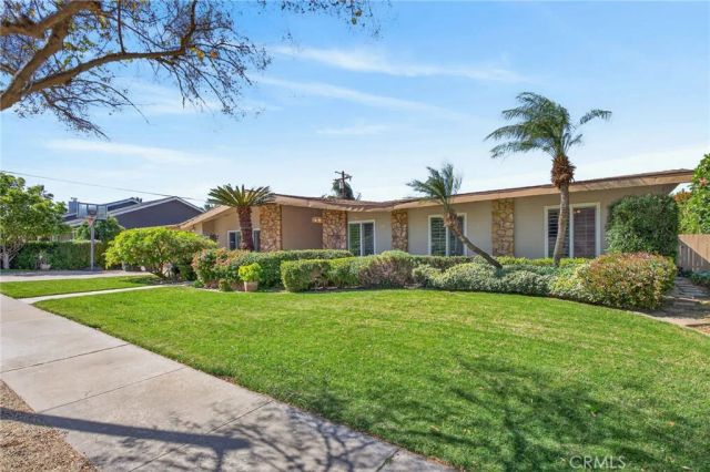 5305 Bardwell, Riverside, CA 92506
