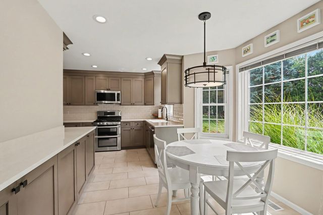 3065 Muirfield Drive, Portage, MI 49024