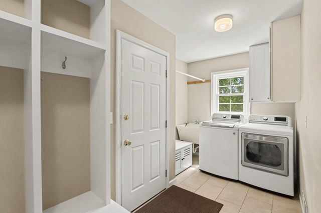 3065 Muirfield Drive, Portage, MI 49024