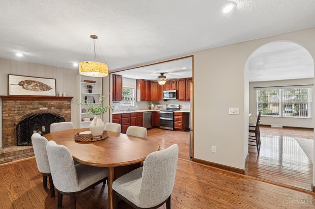 6707 Apache Way, West Chester, OH 45069
