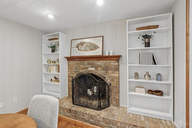 6707 Apache Way, West Chester, OH 45069