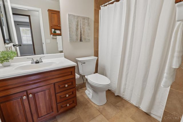 6707 Apache Way, West Chester, OH 45069