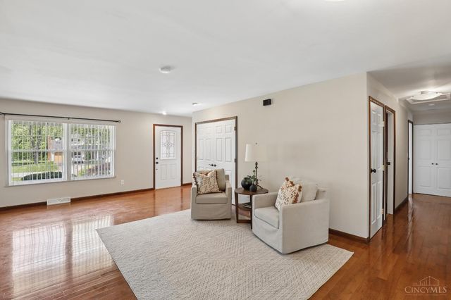 6707 Apache Way, West Chester, OH 45069