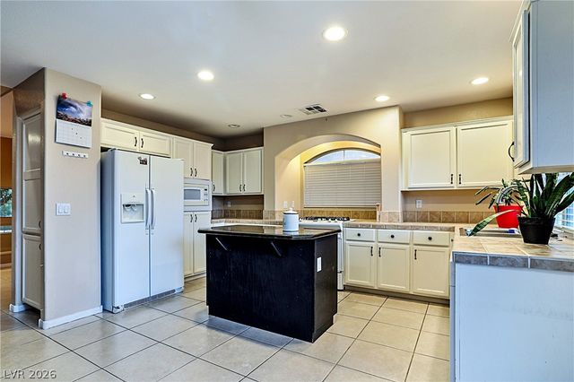 11028 Pentland Downs Street, Las Vegas, NV 89141