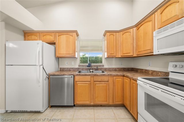 2800 Boulder Court, Sebring, FL 33875