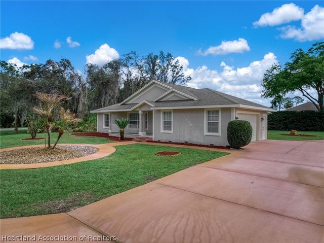 2800 Boulder Court, Sebring, FL 33875