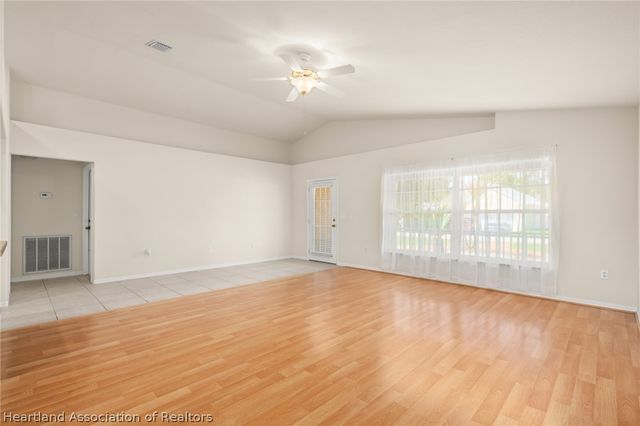 2800 Boulder Court, Sebring, FL 33875