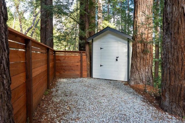 635 Trinkling Creek Drive, Felton, CA 95018