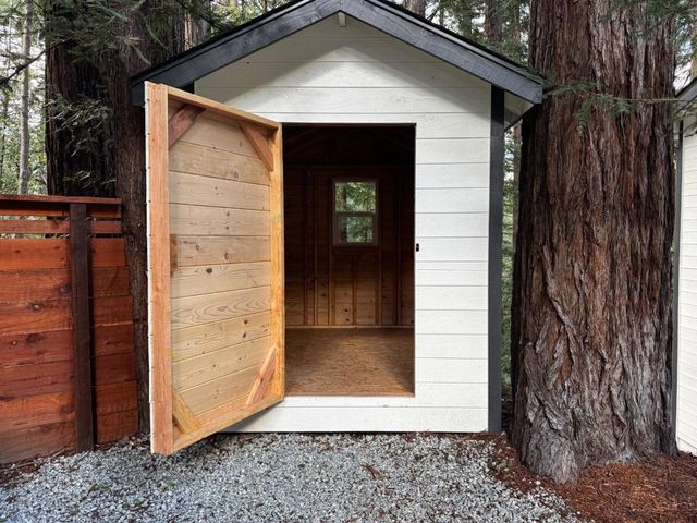 635 Trinkling Creek Drive, Felton, CA 95018