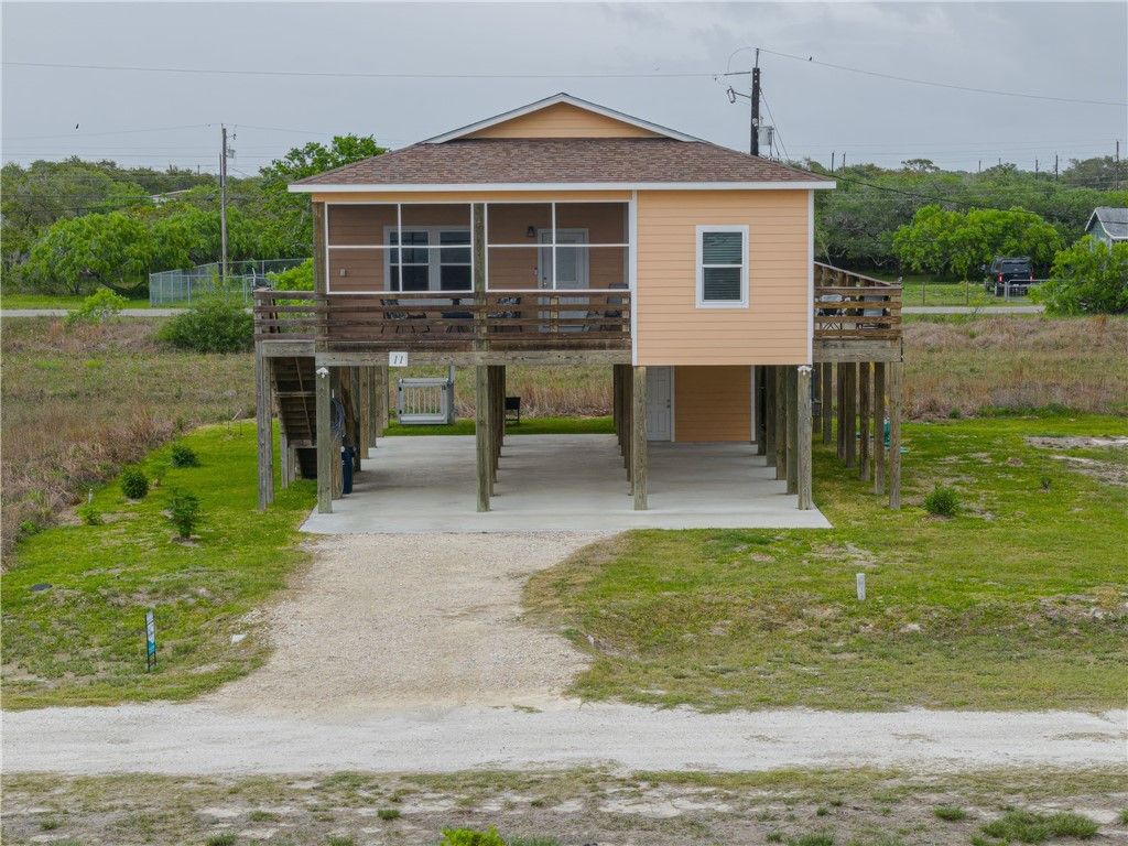 11 & 12 Bayview Loop, Rockport, TX 78382 — exterior