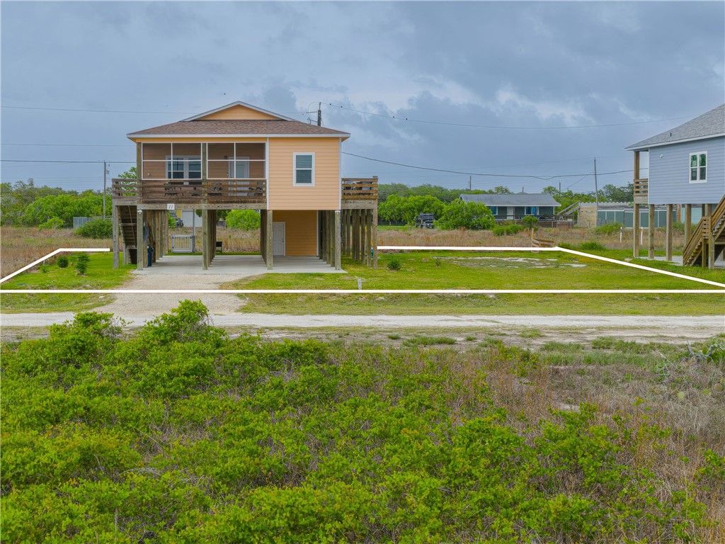 11 & 12 Bayview Loop, Rockport, TX 78382 — photo 2