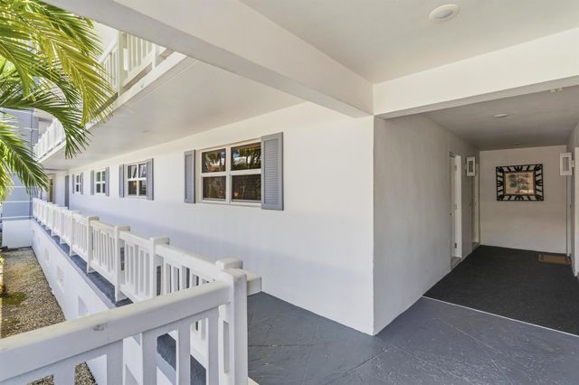 3050 NE 47th Court 107, Fort Lauderdale, FL 33308