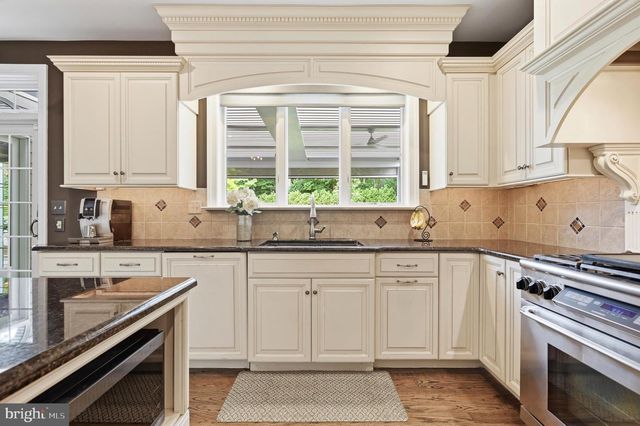 302 JEFFERSON DR, Malvern, PA 19355
