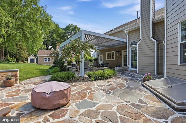 302 JEFFERSON DR, Malvern, PA 19355