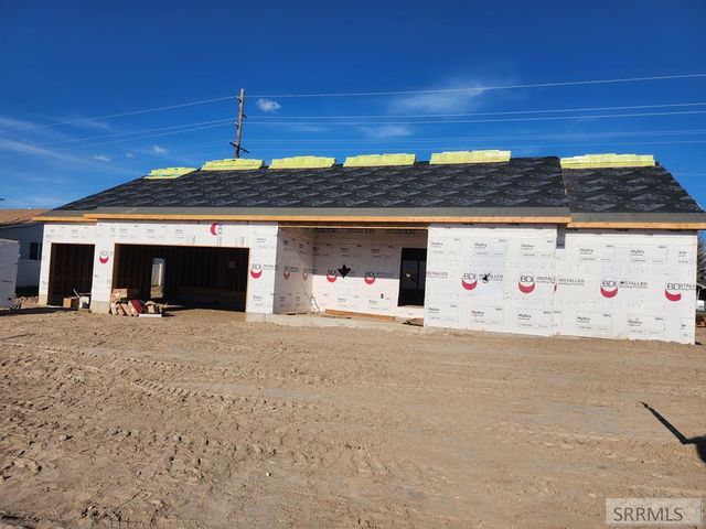 735 Sunset Court, Shelley, ID 83274
