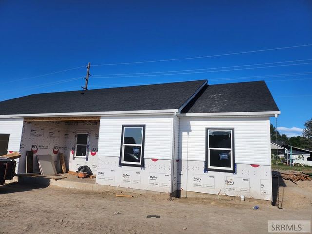 735 Sunset Court, Shelley, ID 83274