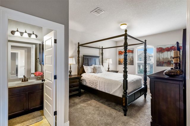 820 La Luna, Cibolo, TX 78108