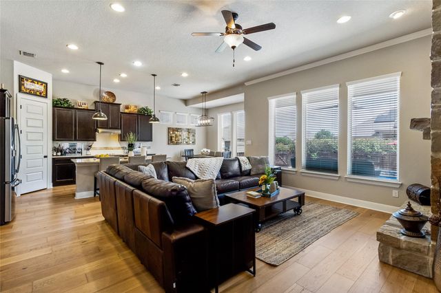 820 La Luna, Cibolo, TX 78108