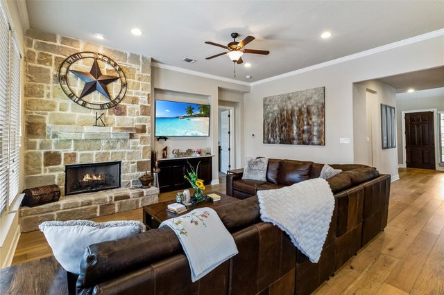 820 La Luna, Cibolo, TX 78108