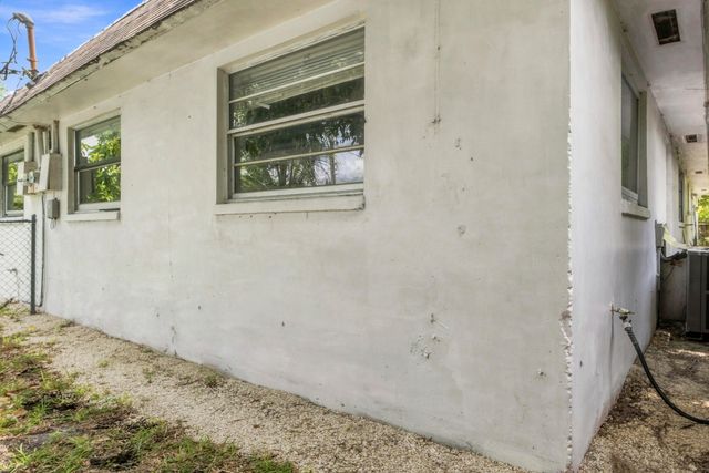 1515 NW 8TH Avenue, Fort Lauderdale, FL 33311
