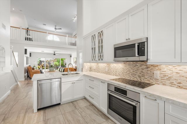13514 Fountain View Boulevard, Wellington, FL 33414