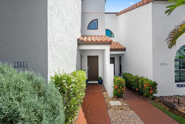 13514 Fountain View Boulevard, Wellington, FL 33414