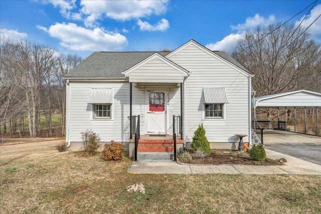 5344 Downing ST, Roanoke, VA 24018