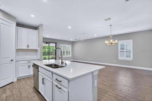 4642 CRESTPOINT WAY, Palmetto, FL 34221