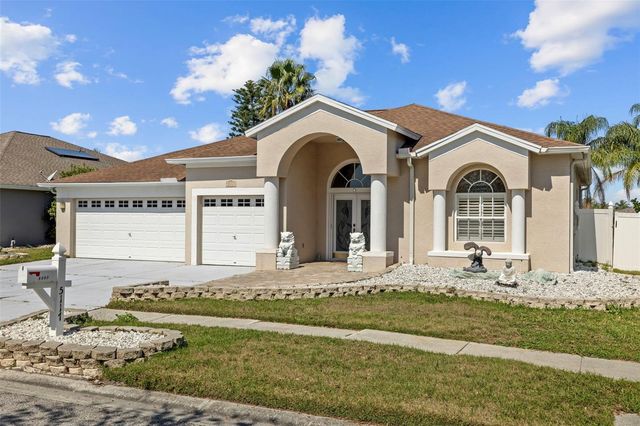 5117 SPECTACULAR BID DRIVE, Wesley Chapel, FL 33544