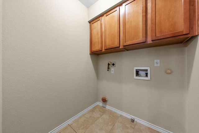 14400 Showdown LN, Austin, TX 78717