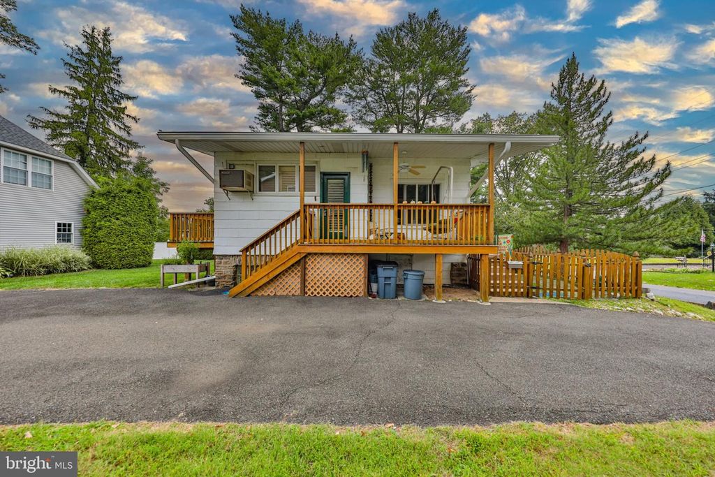 410 CONTINENTAL RD, HATBORO, PA 19040 — photo 3
