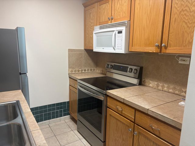 380 Ramsey Street 3A, Saint Paul, MN 55102
