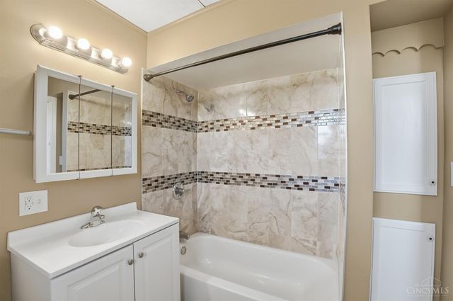 4308 Smith Road, Cincinnati, OH 45212