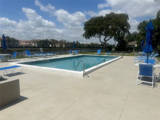 2902 SW 21st Ter 301C, Delray Beach, FL 33445