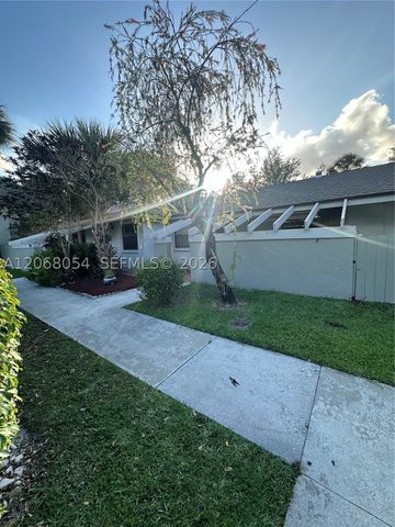 2902 SW 21st Ter 301C, Delray Beach, FL 33445