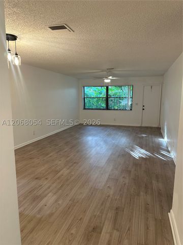 2902 SW 21st Ter 301C, Delray Beach, FL 33445