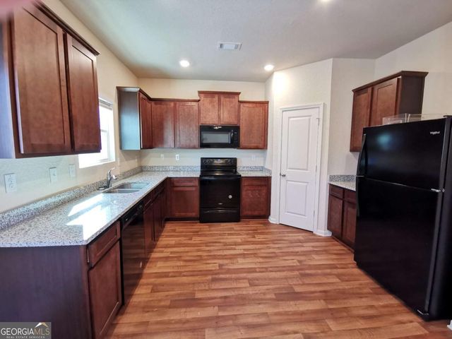 11 Darling Lane, Pendergrass, GA 30567