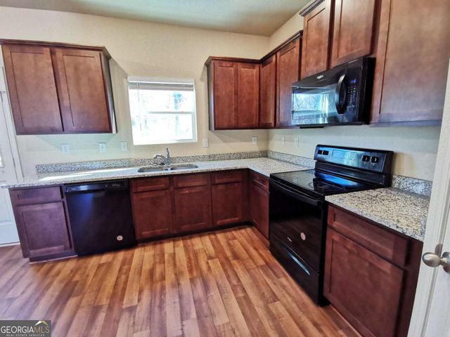 11 Darling Lane, Pendergrass, GA 30567