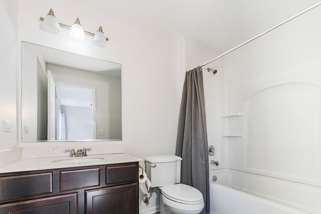 2931 Henley Lane 2931, Naperville, IL 60540