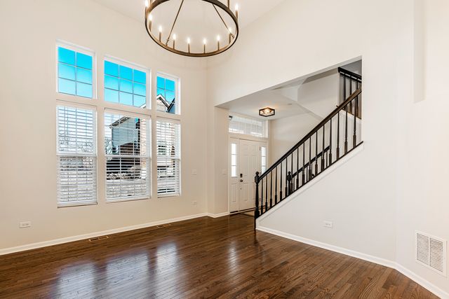 2931 Henley Lane 2931, Naperville, IL 60540